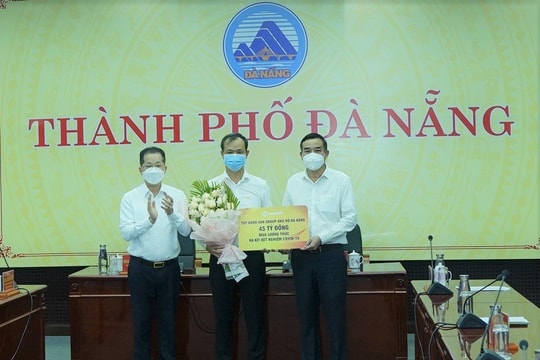 Sun Group hỗ trợ 45 tỷ đồng lương thực thực phẩm và kit xét nghiệm cho Đà Nẵng 
