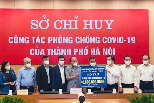 Techcombank trao tặng 15 tỷ hỗ trợ thủ đô Hà Nội chống dịch
