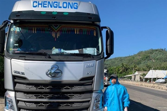 Lợi dụng xe 'luồng xanh', tài xế chở người từ tâm dịch TP.HCM về Quảng Nam