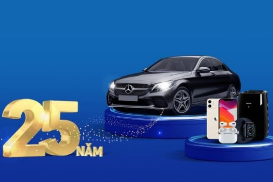 Mở thẻ tín dụng tại nhà, nhận cơ hội sở hữu xe Mercedes   