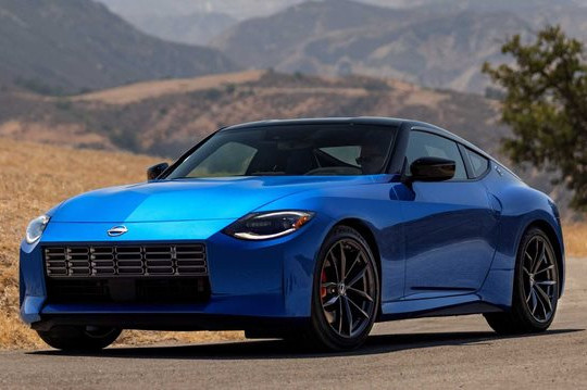 Nissan Z Coupe thế hệ mới bất ngờ ra mắt