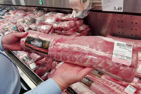 Giá lợn hơi giảm sâu, người tiêu dùng vẫn mua thịt lợn giá cao