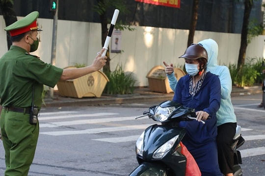 Hà Nội xử lý 900 trường hợp vi phạm phòng chống dịch 