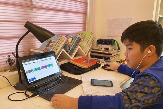 TP Hồ Chí Minh tổ chức học trực tuyến đến hết học kỳ 1 năm học 2021 - 2022