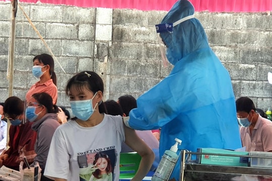 Bình Dương: Khóa chặt nhiều địa phương, đến từng nhà xét nghiệm