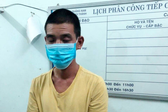Cố thủ trong nhà sau khi đập phá ô tô, tấn công cảnh sát 
