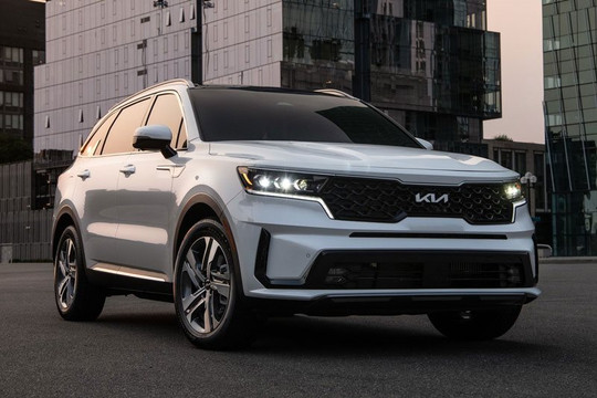 Kia ra mắt Sorento 2022 phiên bản siêu tiết kiệm xăng