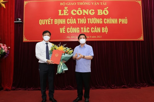 Tân Thứ trưởng GTVT Nguyễn Xuân Sang chính thức nhận quyết định bổ nhiệm