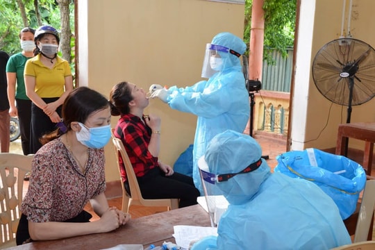 Cô giáo mắc COVID-19, phong tỏa nhiều xã để truy vết