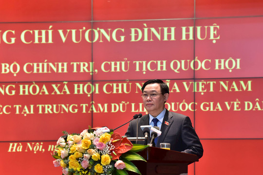 Bộ Công an cần chuẩn bị tốt việc bỏ sổ hộ khẩu giấy chuyển sang quản lý bằng hệ thống điện tử