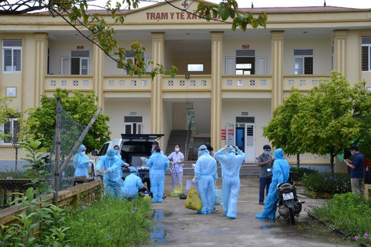 Nữ điều dưỡng mắc COVID-19, đi chợ nhiều nơi
