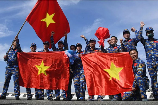Chùm ảnh: Đội tuyển Hải quân Nhân dân Việt Nam tranh tài ở môn thi Cúp biển