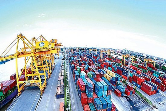 8 tháng, Việt Nam nhập siêu 3,71 tỷ USD