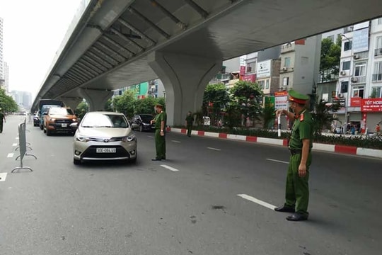 Hà Nội: Triển khai thêm 6 tổ công tác kiểm tra giấy đi đường