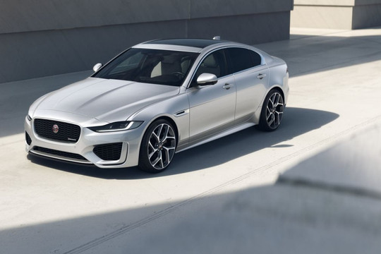 Jaguar phiên bản R-Dynamic Black ra mắt thị trường Việt Nam với giá từ 3,239 tỷ đồng