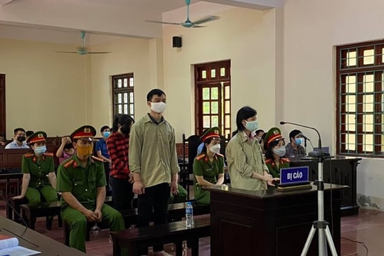  Xét xử nữ Thanh tra Bộ Xây dựng "vòi tiền" doanh nghiệp ở Vĩnh Phúc
