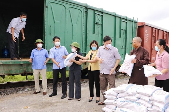 “Chuyến hàng nghĩa tình” lăn bánh tới TP Hồ Chí Minh
