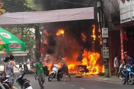 Cháy lớn ở Vĩnh Phúc, 4 cơ sở kinh doanh thiệt hại nặng