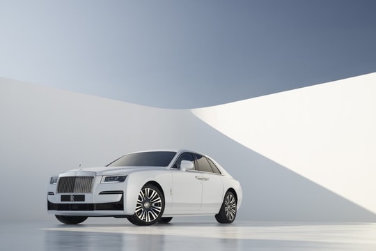 Rolls-Royce New Ghost thế hệ mới ra mắt tại Việt Nam, giá từ 29,9 tỷ đồng
