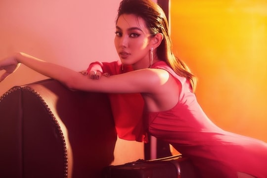 Miss Grand Vietnam 2021: Thuỳ Tiên tung bộ ảnh bỏng mắt