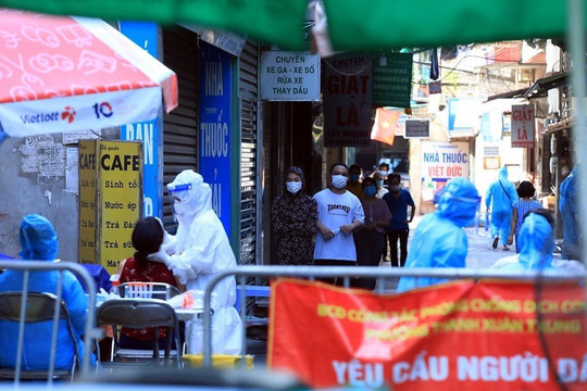 Hà Nội thêm 30 ca dương tính SARS-CoV-2, 5 trường hợp chưa rõ nguồn lây