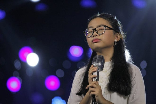 Phương Mỹ Chi bất ngờ thông báo cả gia đình 5 người nhiễm Covid-19