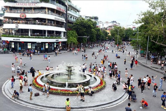 Hà Nội dự kiến mở thêm 3-5 tuyến phố đi bộ, xây dựng tháp trung tâm tài chính