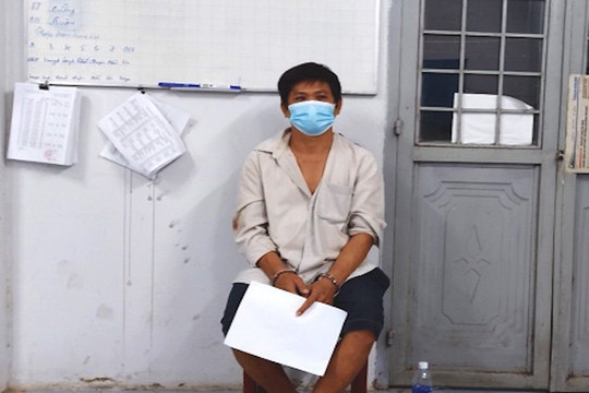 Khởi tố đối tượng tụ tập ăn nhậu, tấn công lực lượng chức năng khi đang cách ly