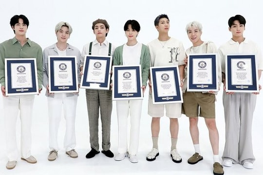 BTS công bố album mới với khẩu hiệu "We Are Bulletproof"