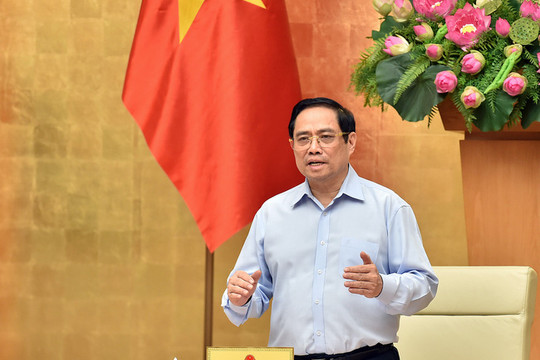 Thủ tướng: Tăng cường nền tảng dạy - học trực tuyến, bảo đảm an toàn phòng, chống dịch Covid-19