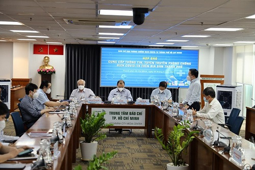 TPHCM: 75.000 học sinh không đủ điều kiện học online