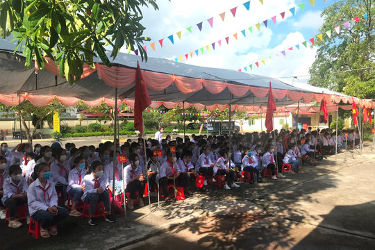 Toàn cảnh không khí khai giảng năm học mới