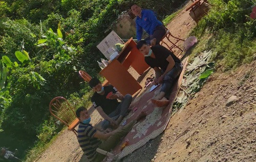 Huyện Thuận Châu (Sơn La): Ngang nhiên đánh bài tại chốt kiểm soát dịch
