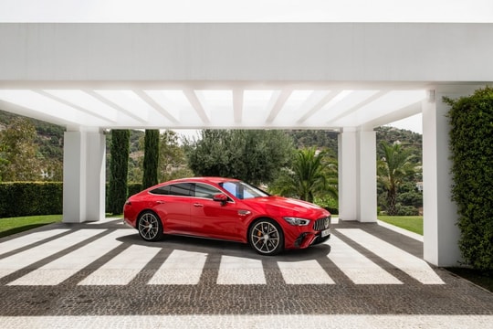 Mercedes-AMG GT 63 S E Performance ra mắt
