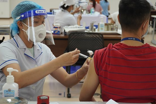 Hà Nội, TP.HCM và 3 địa phương khác phải hoàn thành tiêm mũi 1 vắc xin trước 15/9