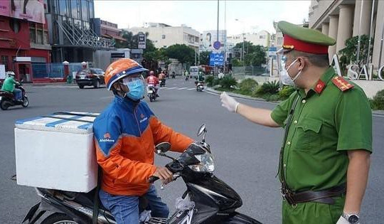 Hà Nội: Shipper hoạt động trong vùng 1 phải có giấy đi đường