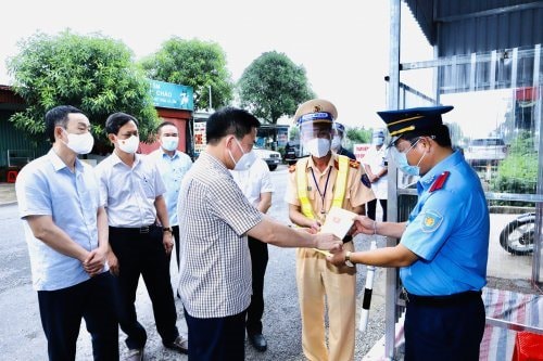 Thanh Hóa: Thu tiền bồi dưỡng cho cán bộ test nhanh C0VID-19 trái quy định
