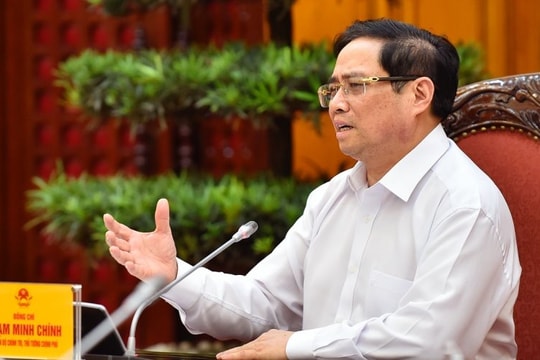 Thủ tướng: Hà Nội cần kịp thời điều chỉnh bất cập trong việc cấp giấy đi đường 