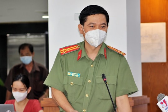 Công an TP.HCM làm việc với 200 trường hợp "bom hàng" đi chợ hộ