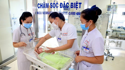 TT- Huế: Cứu sống thành công sản phụ dương tính với SARS-CoV-2