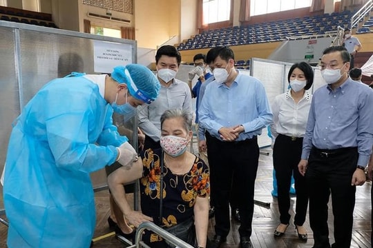 Hà Nội đạt công suất tiêm vắc xin Covid-19 cao nhất từ trước đến nay
