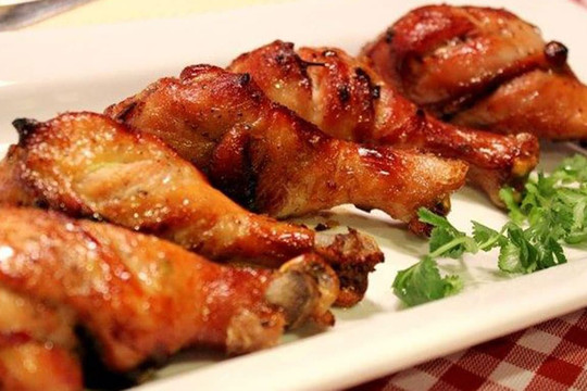 Hướng dẫn làm món đùi gà nướng vàng ruộm, thơm lừng