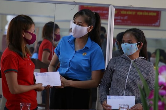 Hỗ trợ 500 ngàn đồng/người cho các đối tượng không có hộ khẩu, chưa đăng ký tạm trú ở Hà Nội 
