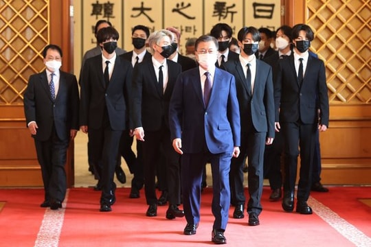 BTS diện kiến Tổng thống Hàn Quốc, chính thức trở thành Đặc phái viên