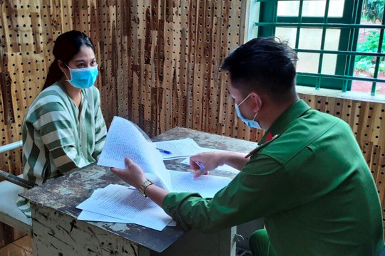 Khởi tố nữ chủ quán nước mía tấn công nhân viên trật tự đô thị