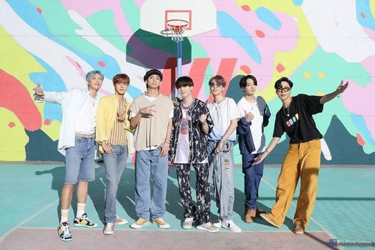 'Dynamite' của BTS vào top 500 ca khúc hay nhất mọi thời đại của Rolling Stone