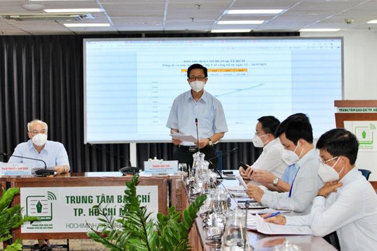 Giữ nguyên khoảng cách giữa 2 mũi tiêm AstraZeneca