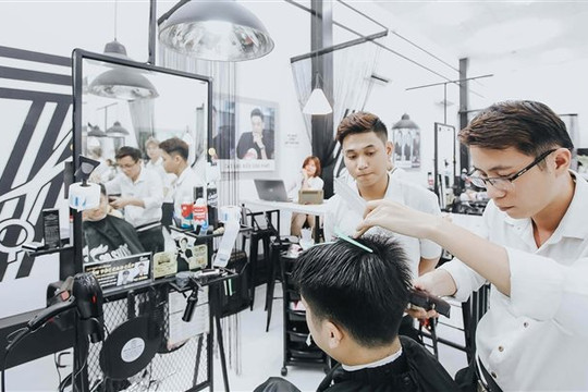 Hà Nội áp dụng Chỉ thị 15 từ 21/9, nhiều dịch vụ được phép hoạt động