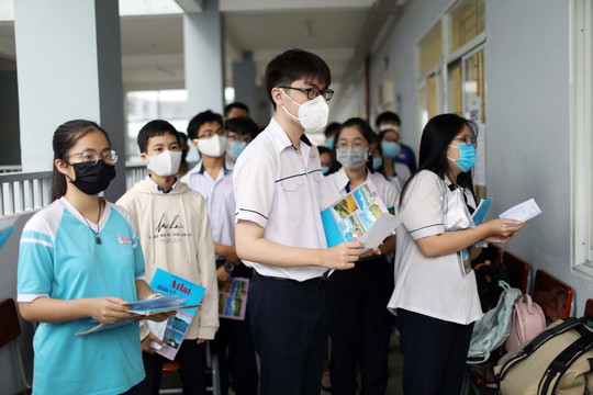 30 điểm vẫn trượt đại học: Khổ lắm, nói mãi