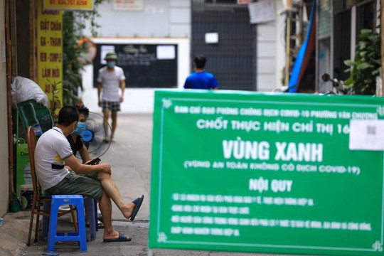 Hà Nội tiếp tục duy trì chốt tự quản “vùng xanh” tại các thôn, tổ dân phố